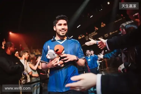 恩里克：阿什拉夫具备出战的条件；踢纽卡我们需要把控好局势